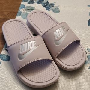 Nike slide